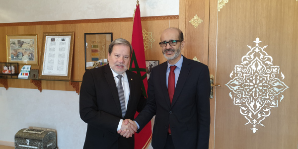Lee más sobre el artículo Entrevista entre el Embajador Oscar Benítez Estragó y el Alcalde de Fez Idriss El Azami