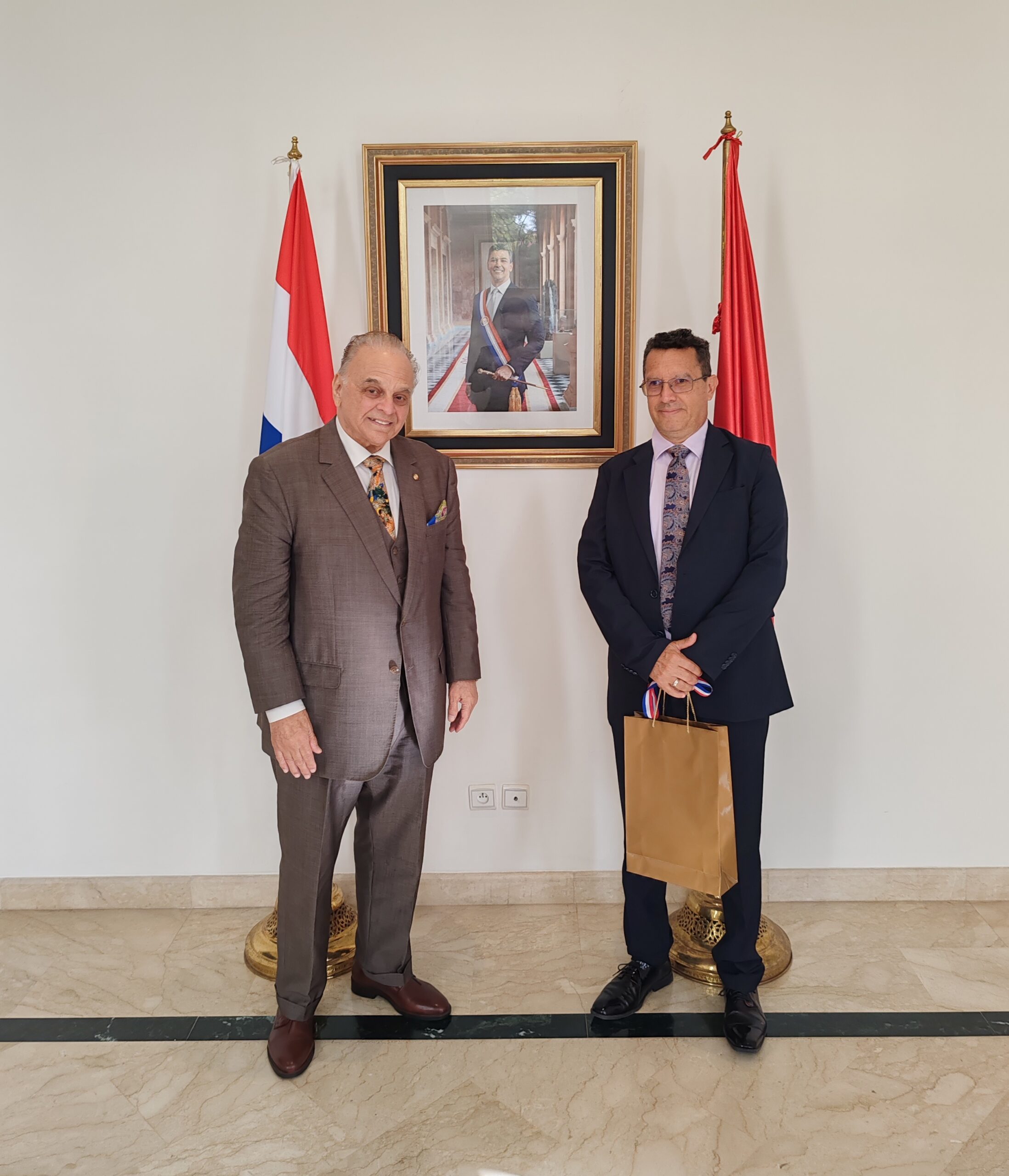 Lee más sobre el artículo Visita de cortesía de Su Excelencia el Embajador de la República de Colombia ante el Reino de Marruecos