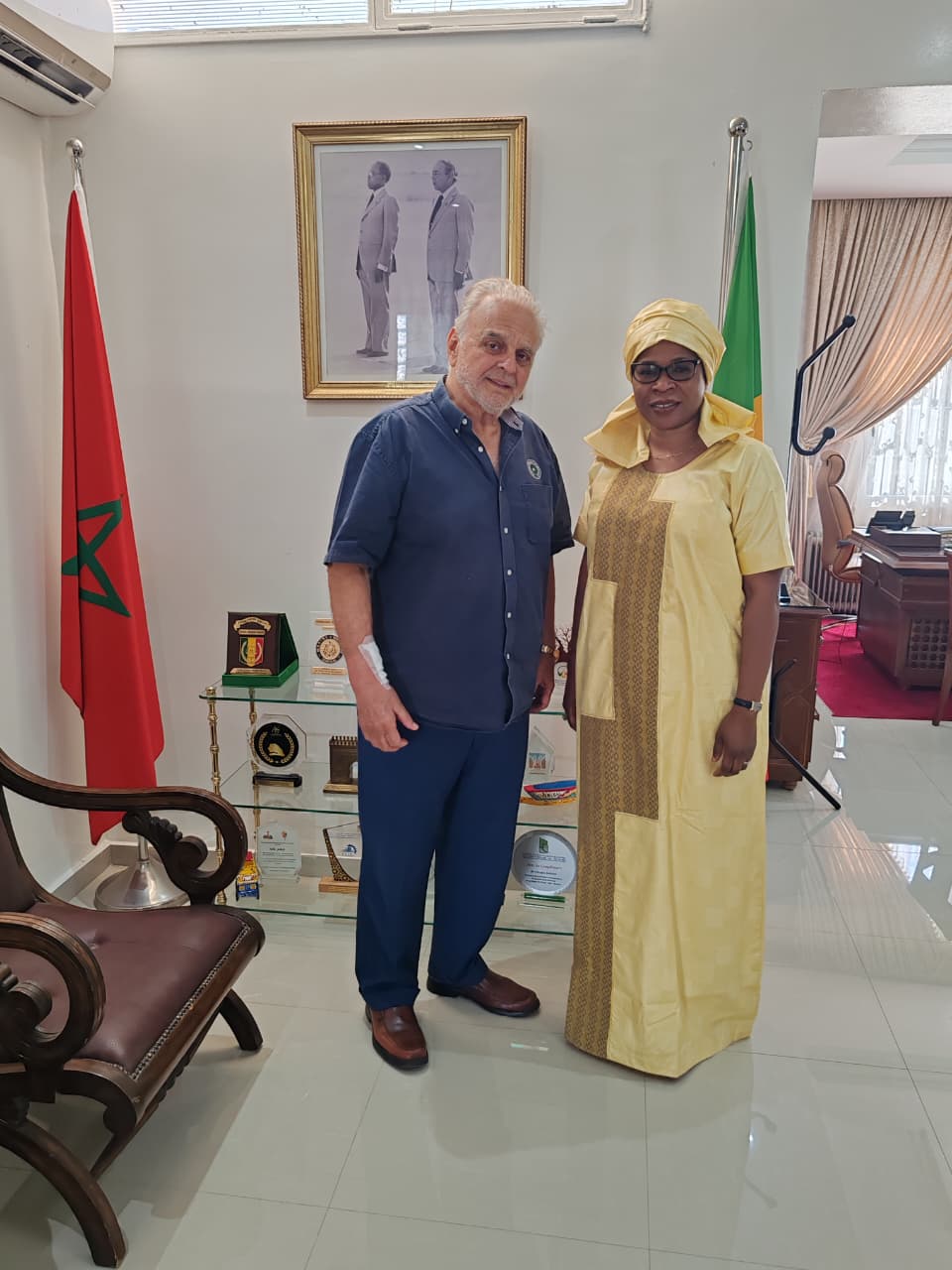 Lee más sobre el artículo Audiencia del Embajador Víctor Hugo Paniagua con la Embajadora de Senegal referente a los Juegos Olímpicos de la Juventud Dakar 2026